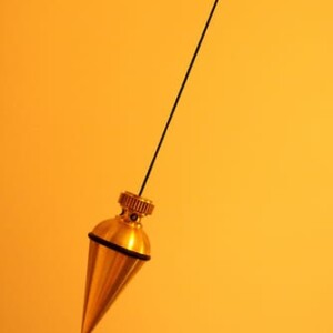 Swinging Pendulum