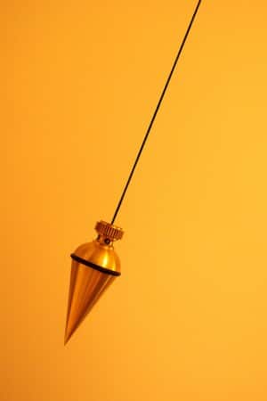 Swinging Pendulum