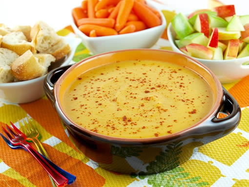 What are some easy fondue recipes?