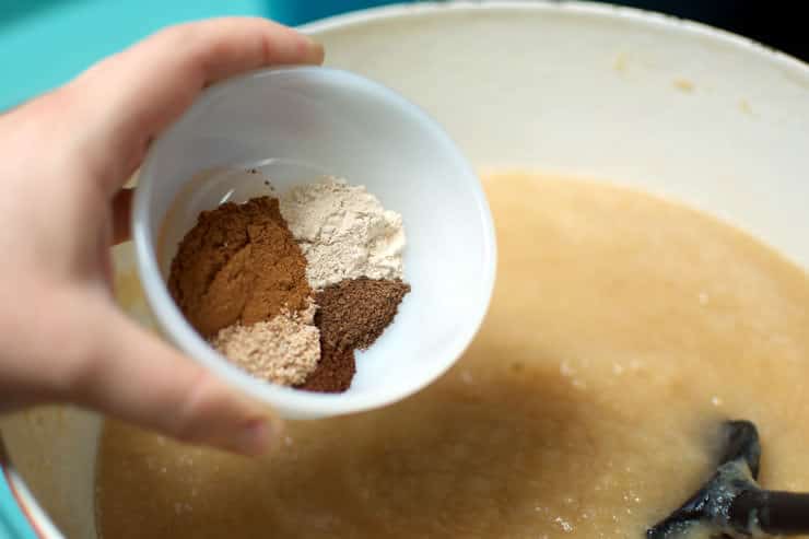 Adding Spices to Pumpkin Pie Spiced Applesauce