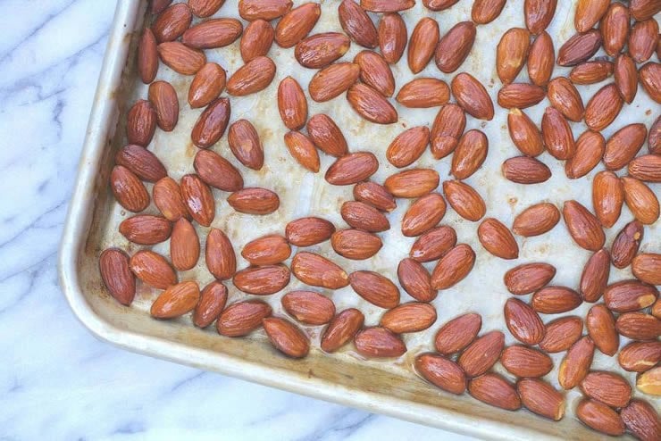 Homemade Roasted Almonds